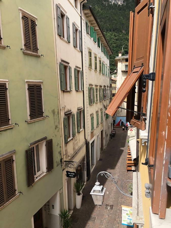 Appartamento Alle Porte Riva del Garda Bagian luar foto